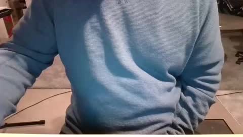 Snapshot of bobbyhill27b chatting on 01/01/25, 05:44 BobbyHill27b online show from 01/01/25, 05:44