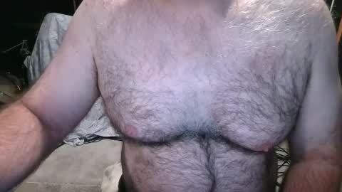 Snapshot of bobbyhill27b chatting on 10/02/25, 02:29 BobbyHill27b online show from 10/02/25, 02:29