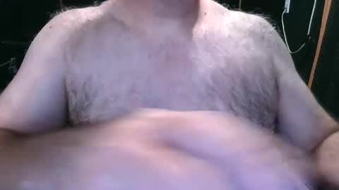 Snapshot of bobbyhill27b chatting on 11/11/25, 04:51 BobbyHill27b online show from 11/11/25, 04:51