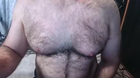 Snapshot of bobbyhill27b chatting on 02/05/26, 05:39 BobbyHill27b online show from 02/05/26, 05:39