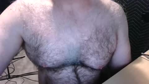 Snapshot of bobbyhill27b chatting on 03/15/26, 05:52 BobbyHill27b online show from 03/15/26, 05:52