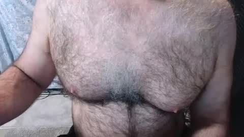 Snapshot of bobbyhill27b chatting on 03/21/26, 01:58 BobbyHill27b online show from 03/21/26, 01:58