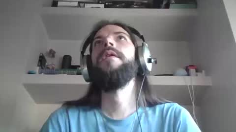 bobbysinger2009 online show from 12/16/25, 02:33