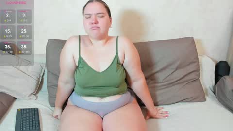 Snapshot of bodyana69 chatting on 12/09/24, 11:58 bodyana     GIRLS SOLO ACCOUNT  cutie yana online show from 12/09/24, 11:58