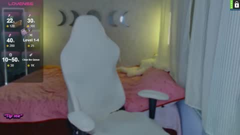  Lina  online show from 10/11/25, 06:50