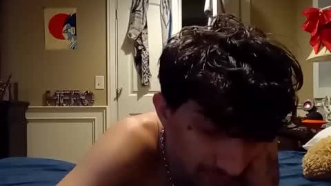 Snapshot of bodyyattiyatti chatting on 03/06/25, 12:54 Sailorartemis online show from 03/06/25, 12:54