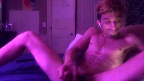 Snapshot of bodyyattiyatti chatting on 10/15/25, 01:22 Sailorartemis online show from 10/15/25, 01:22