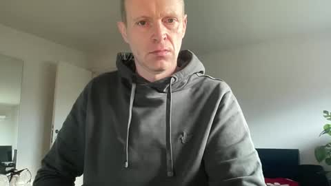 Snapshot of boegieboy76 chatting on 02/21/25, 08:07 ask me online show from 02/21/25, 08:07