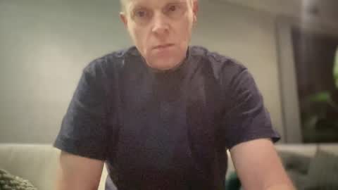 Snapshot of boegieboy76 chatting on 02/16/26, 12:40 ask me online show from 02/16/26, 12:40