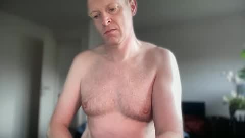 Snapshot of boegieboy76 chatting on 04/03/26, 07:39 ask me online show from 04/03/26, 07:39