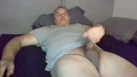 Snapshot of boidady chatting on 09/30/25, 07:02 emilio online show from 09/30/25, 07:02