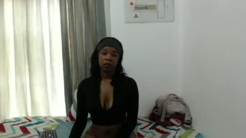 Snapshot of boitylips chatting on 06/18/26, 10:09 boitylips online show from 06/18/26, 10:09