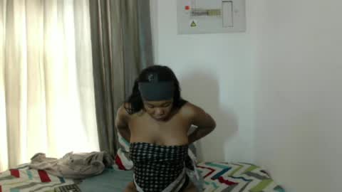 Snapshot of boitylips chatting on 06/19/26, 10:52 boitylips online show from 06/19/26, 10:52