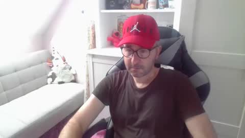 Snapshot of bojanin chatting on 05/25/26, 08:09 bojanin online show from 05/25/26, 08:09