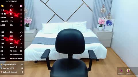 Paris online show from 01/15/25, 04:25