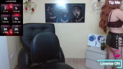 Paris online show from 10/10/25, 10:42