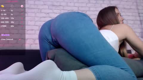 Snapshot of bonbon_aria chatting on 11/09/25, 11:36 Aria online show from 11/09/25, 11:36