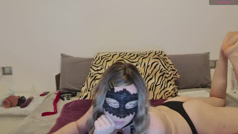 Lucy online show from 04/30/26, 09:26