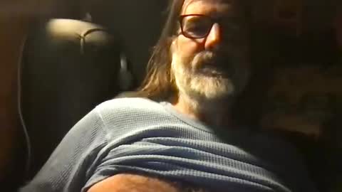 Snapshot of bonderbarney chatting on 01/11/25, 11:45 BonderBarney online show from 01/11/25, 11:45