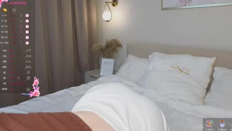 bondistar online show from 10/24/25, 01:18