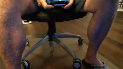 Snapshot of bone2play chatting on 03/04/25, 02:06 FRECKLES online show from 03/04/25, 02:06