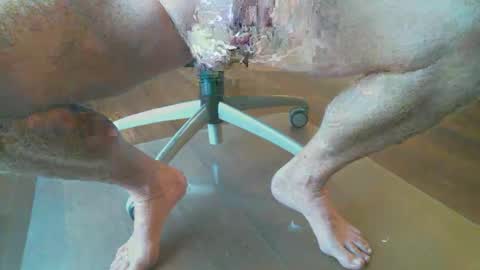 Snapshot of bone2play chatting on 10/20/25, 12:27 FRECKLES online show from 10/20/25, 12:27