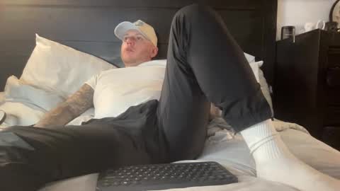 Snapshot of boner4you1994 chatting on 02/15/25, 10:55 boner4you1994 online show from 02/15/25, 10:55