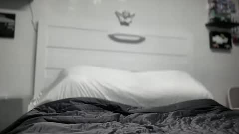 Snapshot of boner4you1994 chatting on 10/27/25, 09:24 boner4you1994 online show from 10/27/25, 09:24