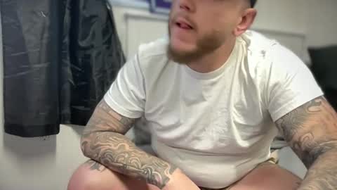 Snapshot of boner4you1994 chatting on 10/30/25, 11:49 boner4you1994 online show from 10/30/25, 11:49