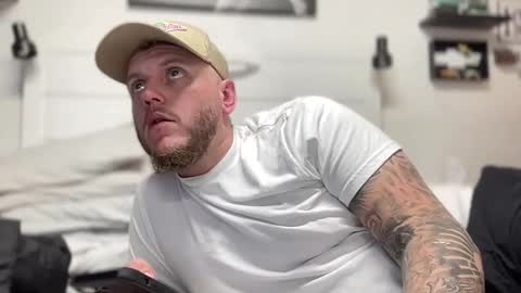 Snapshot of boner4you1994 chatting on 12/04/25, 11:08 boner4you1994 online show from 12/04/25, 11:08