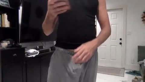 Snapshot of bonerboy100 chatting on 02/23/26, 11:35 bonerboy100 online show from 02/23/26, 11:35