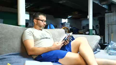 Snapshot of bongripingclitlicker chatting on 06/10/26, 03:22 bongripingclitlicker online show from 06/10/26, 03:22
