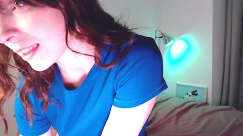 Snapshot of bonjourlabelle chatting on 07/06/26, 05:15 Mary 3 live time content 18 online show from 07/06/26, 05:15