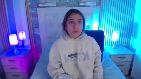 Snapshot of bonnali_lune chatting on 03/26/26, 03:12 bonnali_lune online show from 03/26/26, 03:12