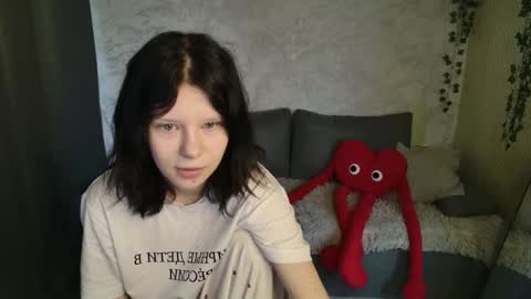 Snapshot of bonnie_and_c1yde chatting on 03/17/26, 05:00 Jessy Mark online show from 03/17/26, 05:00