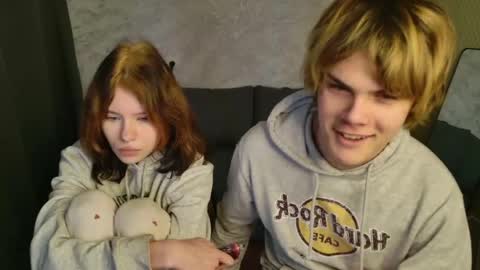 Snapshot of bonnie_and_c1yde chatting on 04/25/26, 05:10 Jessy Mark online show from 04/25/26, 05:10