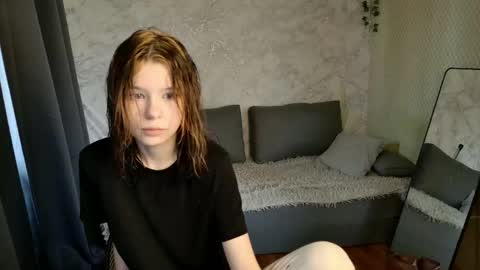 Snapshot of bonnie_and_c1yde chatting on 05/10/26, 05:01 Jessy Mark online show from 05/10/26, 05:01