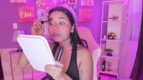 Snapshot of bonnie_benet chatting on 12/09/24, 11:04 Bonnie online show from 12/09/24, 11:04