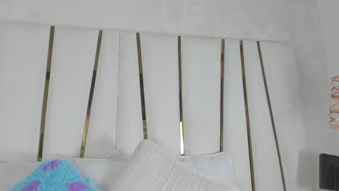 Bonnie online show from 09/28/25, 07:08