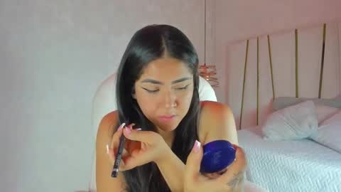 Bonnie online show from 11/05/25, 07:14