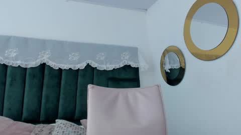   online show from 01/19/25, 02:38