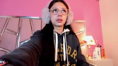 Bonnie  online show from 06/25/26, 11:26