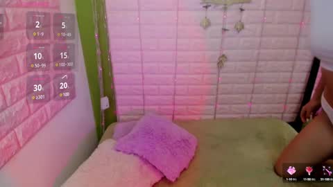 Snapshot of bonnieshyy chatting on 01/08/25, 04:11 Bonnie online show from 01/08/25, 04:11