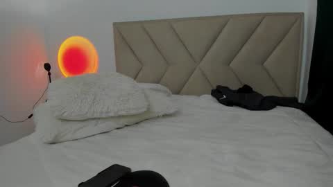 Snapshot of bonnieshyy chatting on 09/21/25, 09:16 Bonnie online show from 09/21/25, 09:16