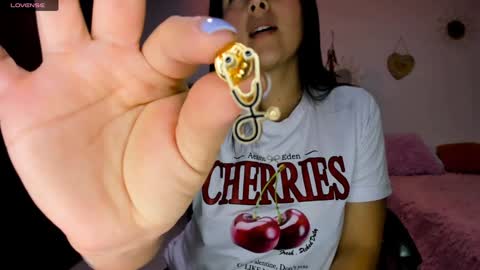 Snapshot of bonny_greylm chatting on 01/13/25, 06:38 sofia online show from 01/13/25, 06:38