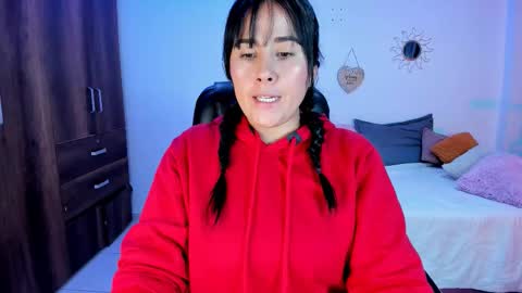 Snapshot of bonny_greylm chatting on 12/23/25, 03:26 sofia online show from 12/23/25, 03:26