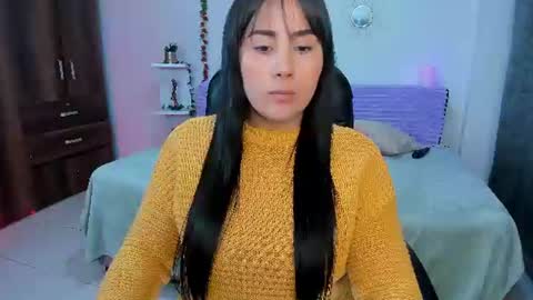 Snapshot of bonny_greylm chatting on 06/27/26, 02:27 sofia online show from 06/27/26, 02:27