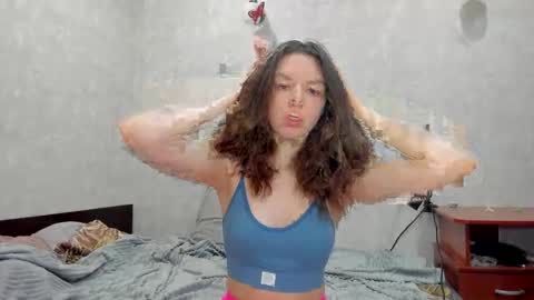 Snapshot of bonny_kimberly chatting on 02/20/25, 04:03 Bonny Kimberly online show from 02/20/25, 04:03
