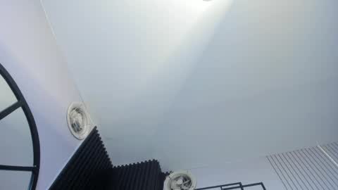 Snapshot of bonny_petite chatting on 04/29/26, 05:30 Vicky online show from 04/29/26, 05:30