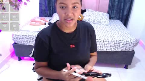 Snapshot of bonnydopson chatting on 02/08/25, 07:59 Bonny Dopson online show from 02/08/25, 07:59